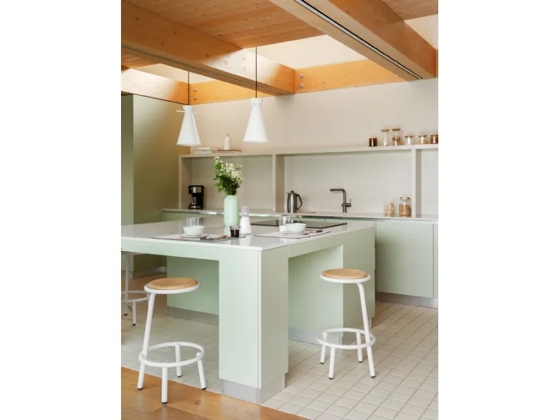 Sgabello Less M LG di Midj