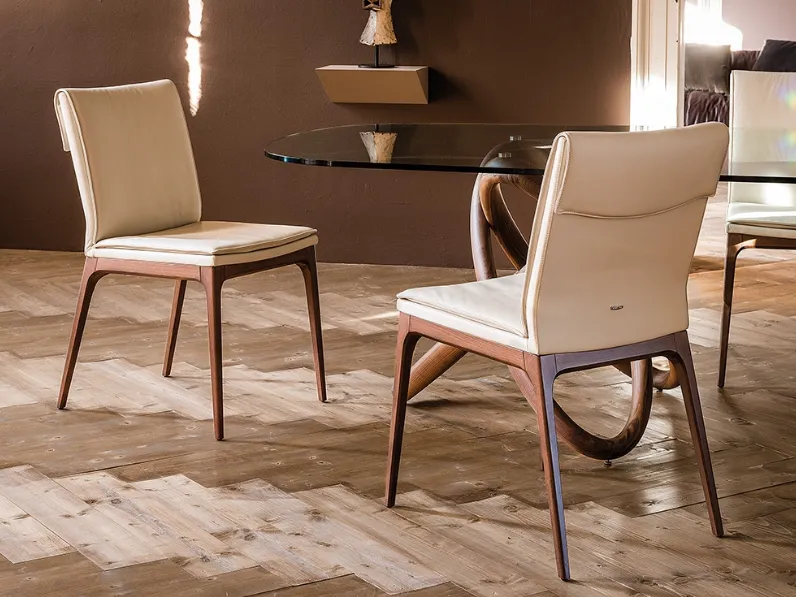 Sedia in pelle con gambe in legno Sofia di Cattelan Italia