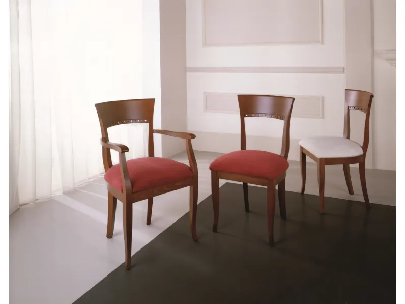 Sedia con o senza braccioli Sofia in legno di faggio con seduta in tessuto imbottito di Gipi Le Sedie