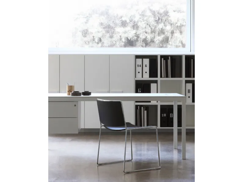 Sedia Spindle rivestita in pelle di Porro