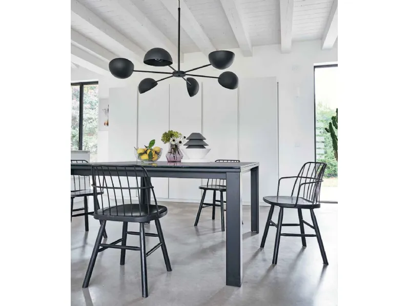 Sedia Strike in legno e metallo di Midj