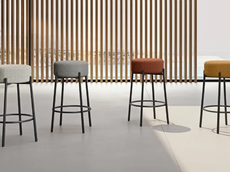 Sgabello Syd di Stones