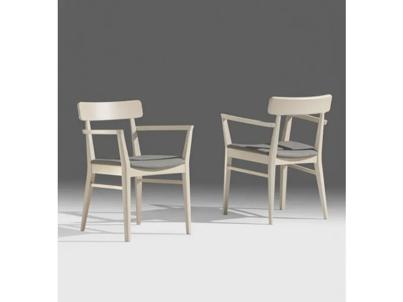 Sedia con braccioli Tara in legno con seduta in tessuto imbottito di Sedie Brianza