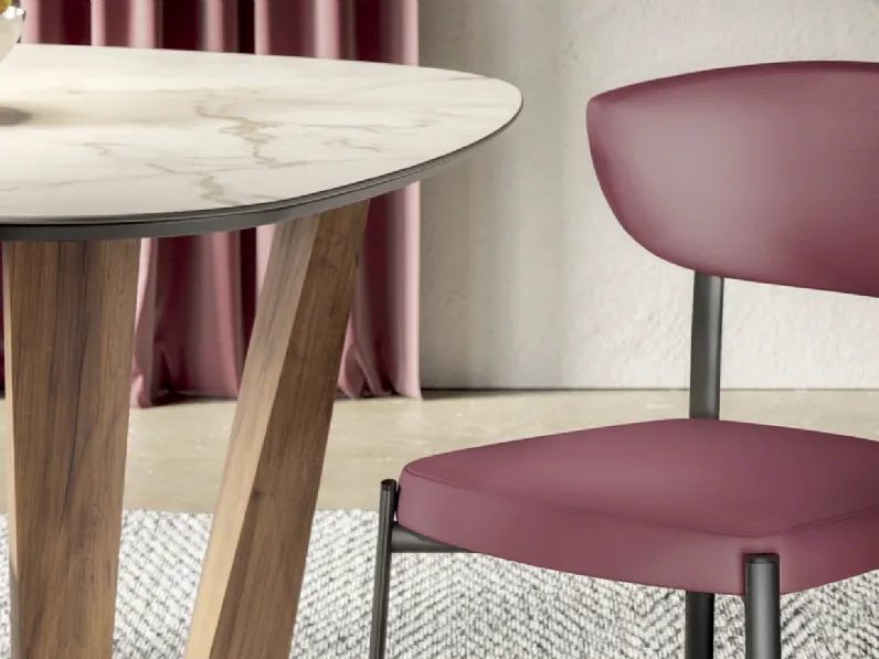 Sedia in ecopelle con struttura in acciaio Teddy di Ambiance Italia