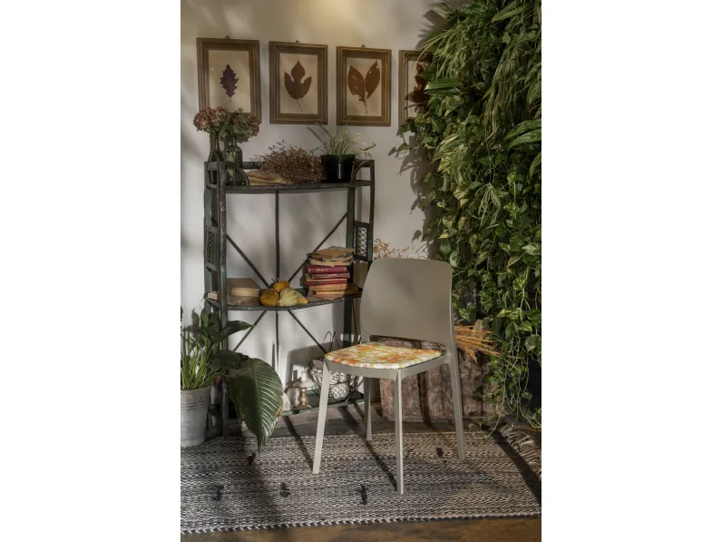 Sedia Tipa Ika Jane in polipropilene di Pointhouse