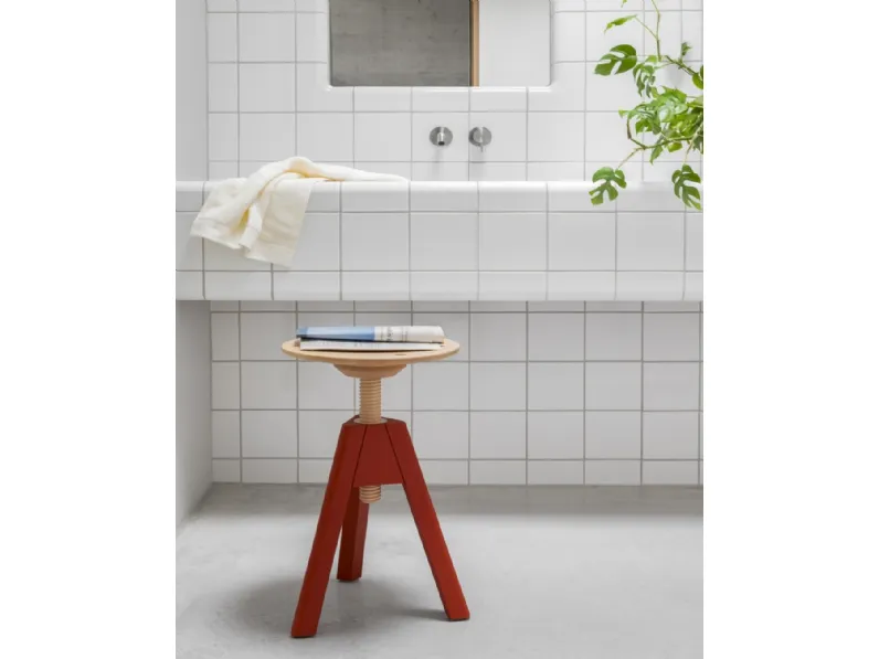 Sgabello regolabile Vitos in legno laccato Blu con seduta circolare di Miniforms