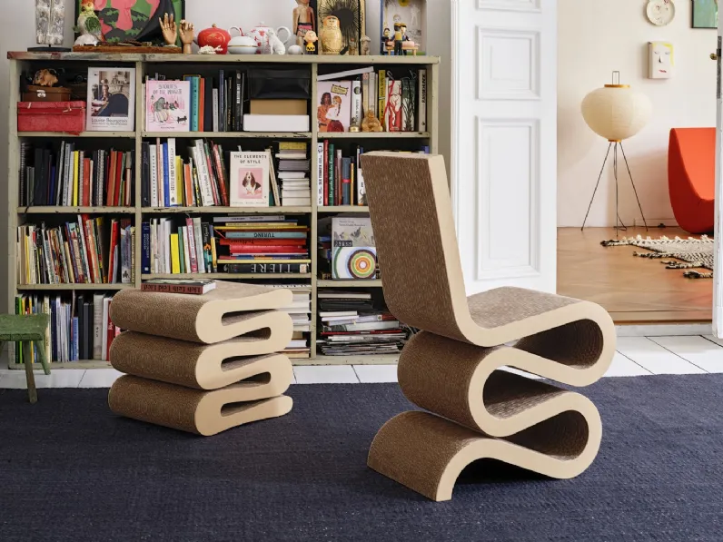 Sedia scultorea in cartone Wiggle Side Chair di Vitra