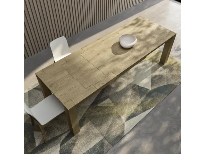 Tavolo Acheo in legno di rovere di Fratelli Mirandola