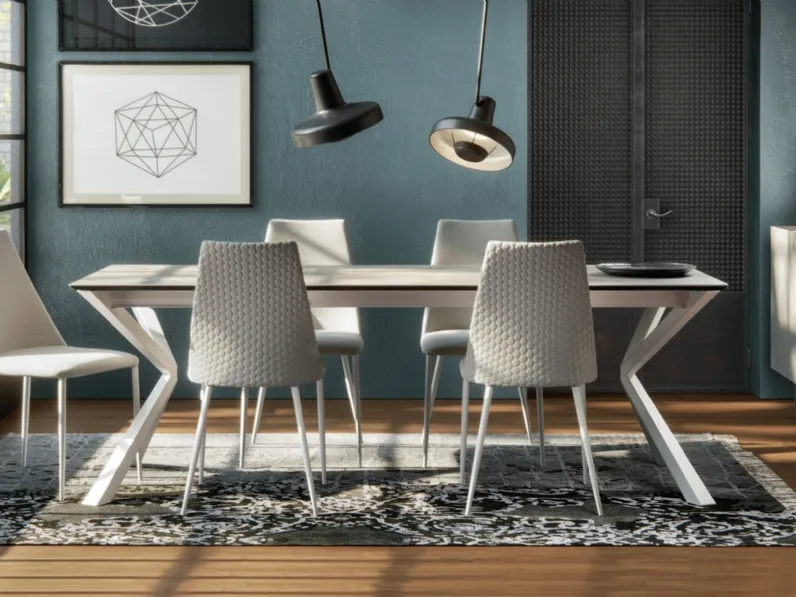 Tavolo allungabile con base in acciaio e top in HPL Airone di Ambiance Italia