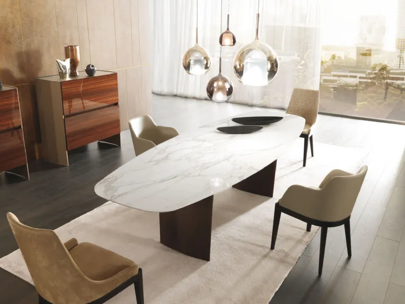 Tavolo Ala con piano in marmo di Misuraemme