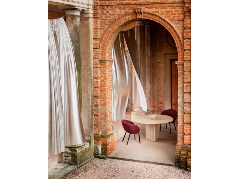 Tavolo Albio in marmo travertino di Miniforms