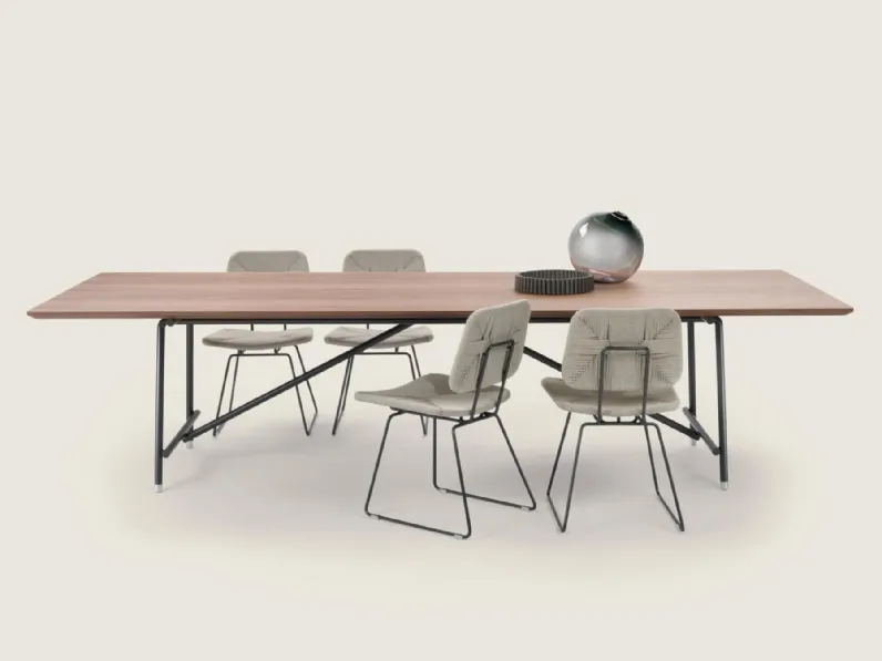 Tavolo Any Day in legno di Flexform