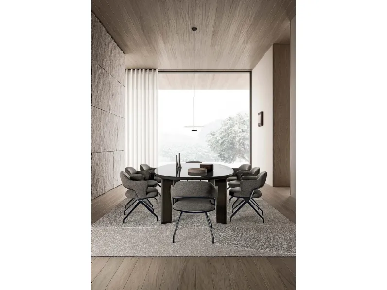 Tavolo Arnold con piano in vetro e struttura in legno di Flexform