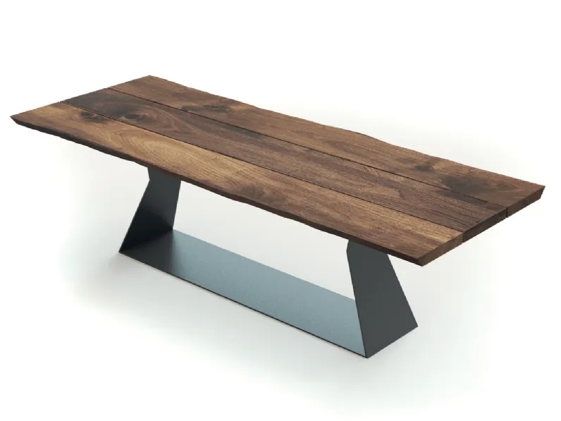 Tavolo Bedrock in legno massello con base in lamiera di ferro di Riva1920