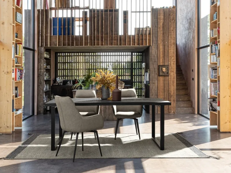 Tavolo in legno Hastings di Bizzotto