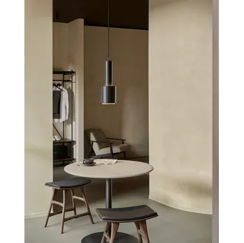 Tavolo Blend Lounge in microcemento di Ethnicraft