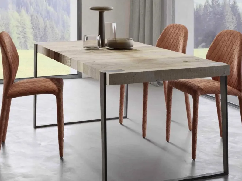 Tavolo Boom in legno e ferro di Re-wood