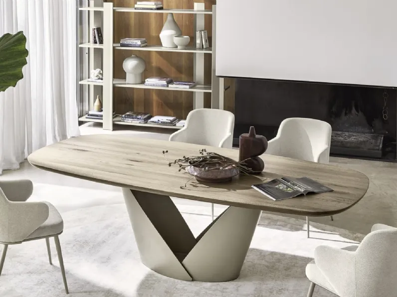 Tavolo Calla con piano in legno di Calligaris