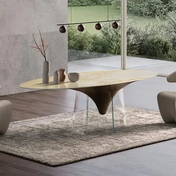 Tavolo di design Calla in ceramica con base in cristallo di Tafaruci