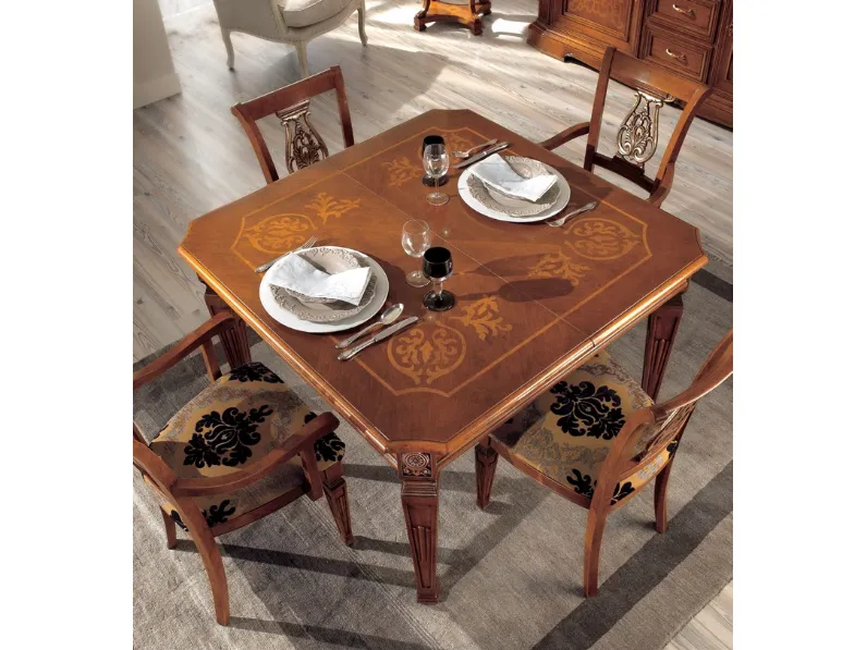 Tavolo quadrato allungabile in legno intarsiato Casa Italiana di Euromobili