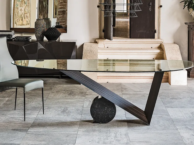 Tavolo in vetro con base in legno Valentino di Cattelan Italia