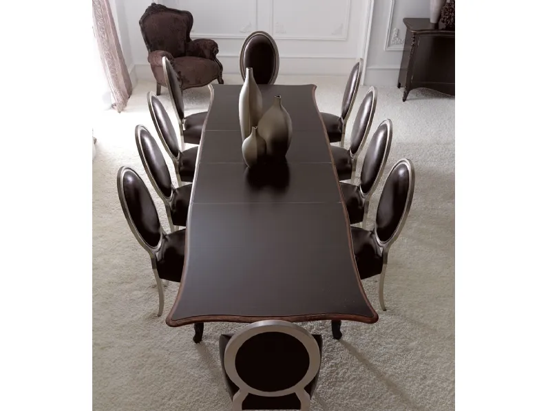 Tavolo da pranzo dal gusto classico, allungabile, in massello di tiglio Charlotte di Cortezari