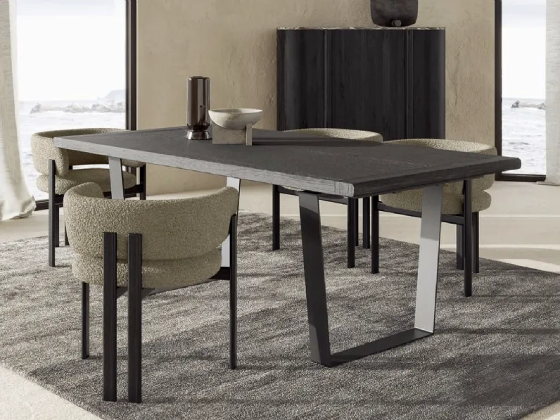 Tavolo Cocoon Allungabile in legno secolare Nero di Nature Design