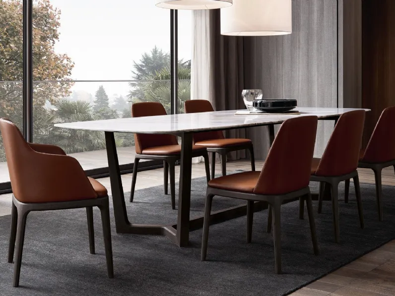 Tavolo Concorde con piano in marmo di Poliform