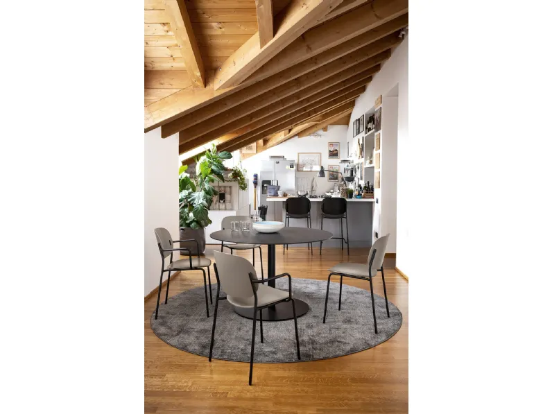 Tavolo rotondo Cocktail di Connubia