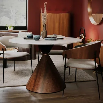 Tavolo Cono di Kare Design