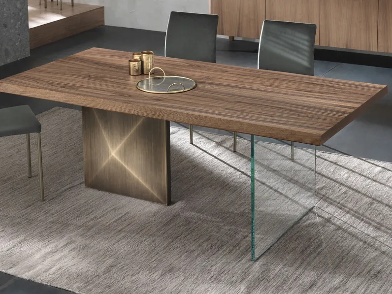 Tavolo Cubric in Noce Canaletto di Riflessi