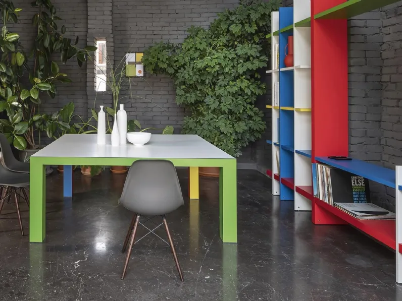 Tavolo quadrato Rock di De Rosso