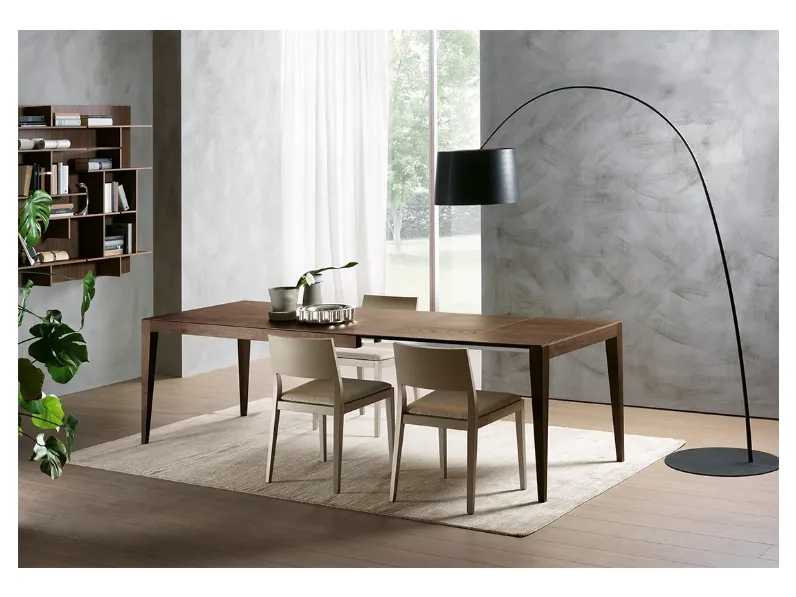 Tavolo allungabile Dominique in legno di Pacini e Cappellini