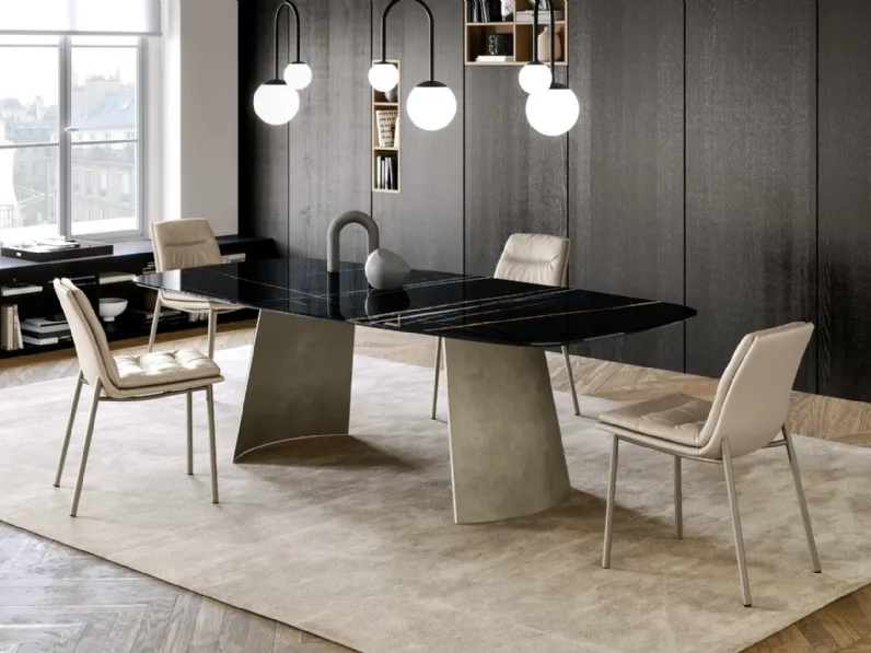Tavolo Dorian con top in ceramica di Eforma