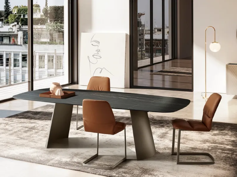 Tavolo Dorian con top in ceramica di Eforma