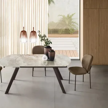 Tavolo Efeso di Ikone Casa