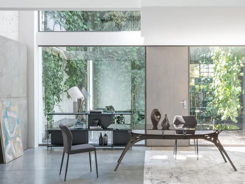 Tavolo Eiffel con top in vetro di Pezzani