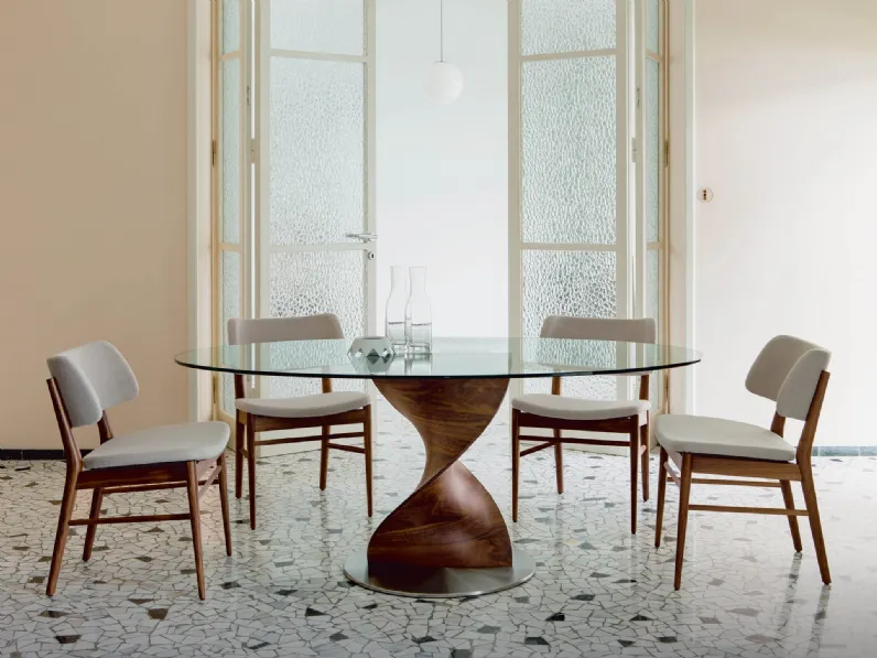 Tavolo rotondo in cristallo con base in noce canaletto Elika di Porada