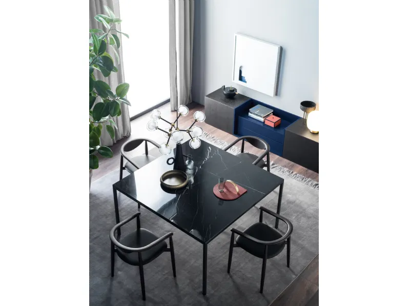 Tavolo quadrato Filo in Light Stone di Novamobili