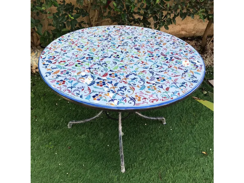 Tavolo Floreale in ceramica di Caltagirone e pietra lavica di Alemanna