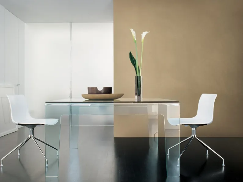 Tavolo Frog realizzato in vetro trasparente curvato di Sovet