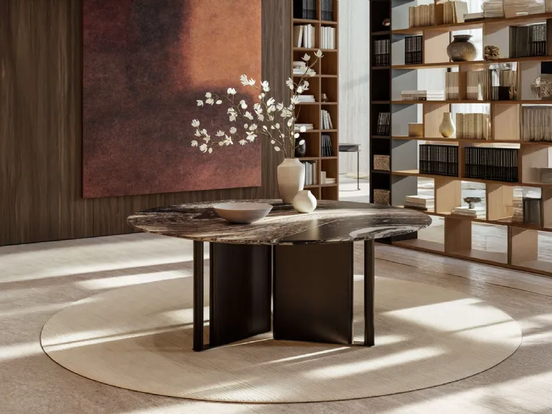 Tavolo In Between con top in marmo di Lema