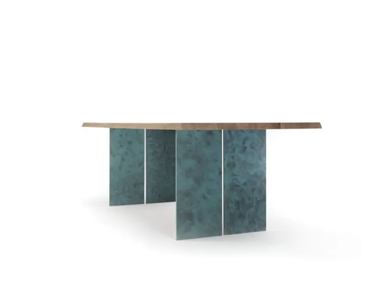 Tavolo in legno con base in ferro finitura verderame Iron 4326 di Conarte