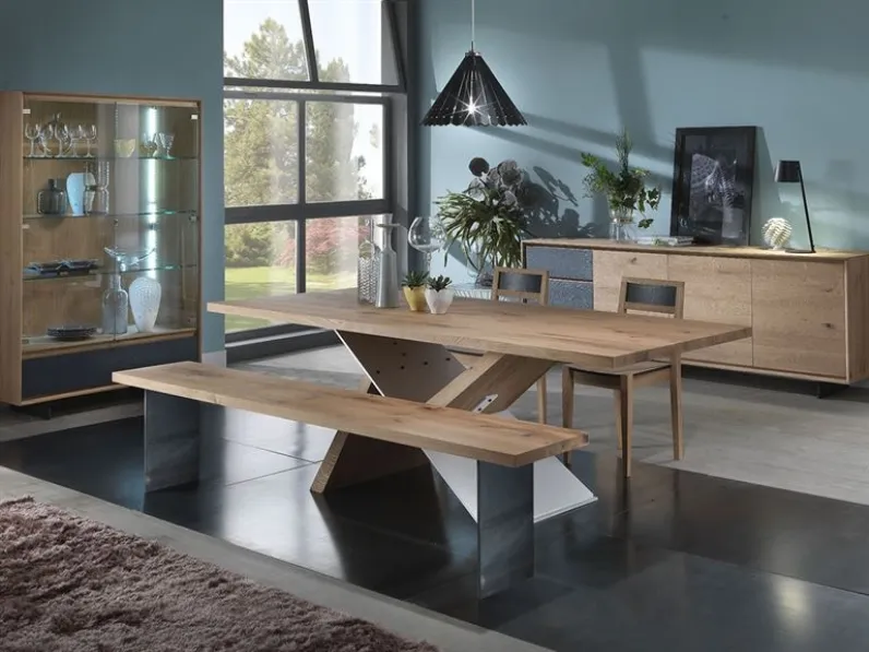 Tavolo in Rovere con basamento centrale in ferro con due pezzi in legno massello 4331 di Conarte