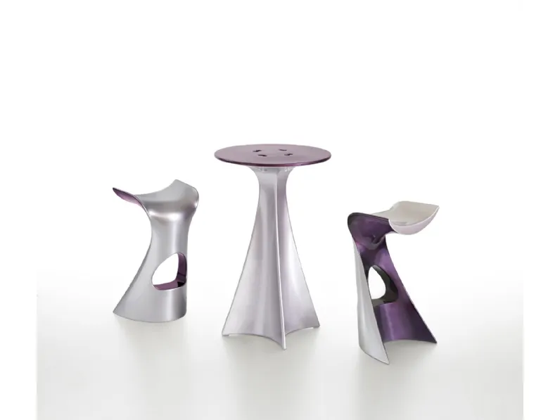 Tavolo Jet Next in laccato metallizzato di Slide