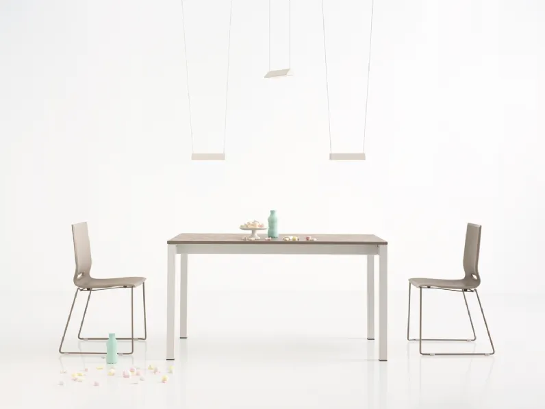 Tavolo allungabile Jolly in laminato e metallo di Pointhouse