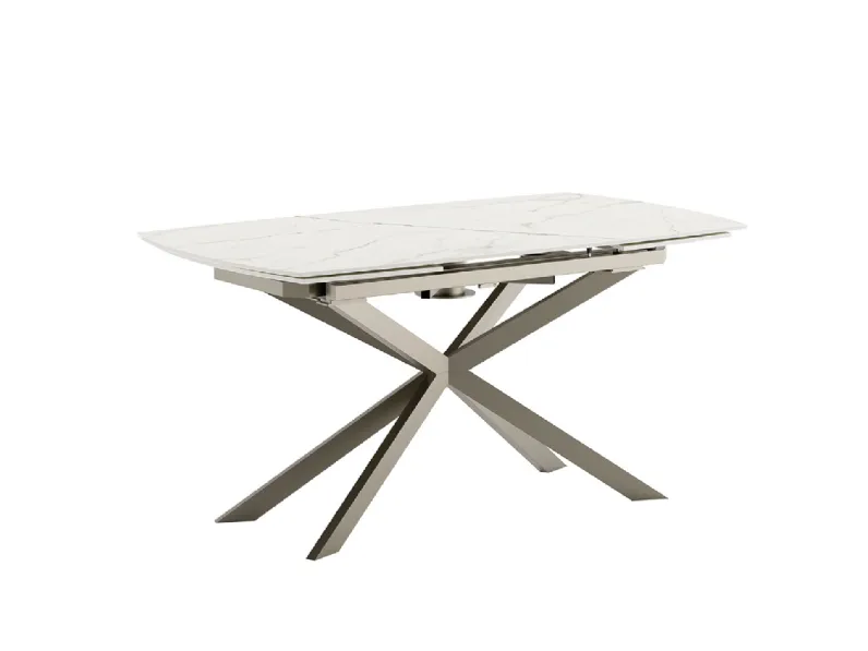 Tavolo allungabile Kanto Caranto con piano in ceramica e struttura in metallo di Veneta Cucine