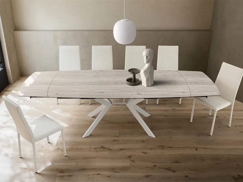 Tavolo allungabile Karim di La Primavera