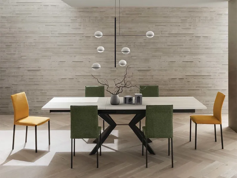 Tavolo allungabile Karol di La Primavera