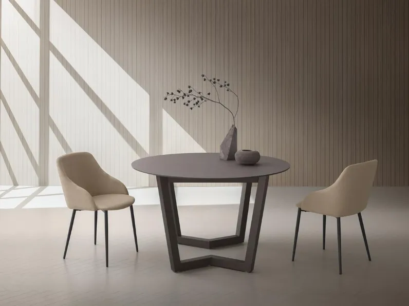 Tavolo rotondo Jacopo con top in HPL e base in metallo di La Primavera